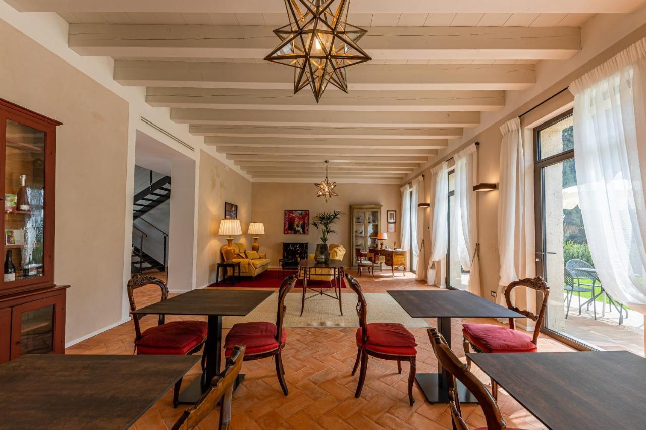Отель Relais Le Coste Lavagno Экстерьер фото