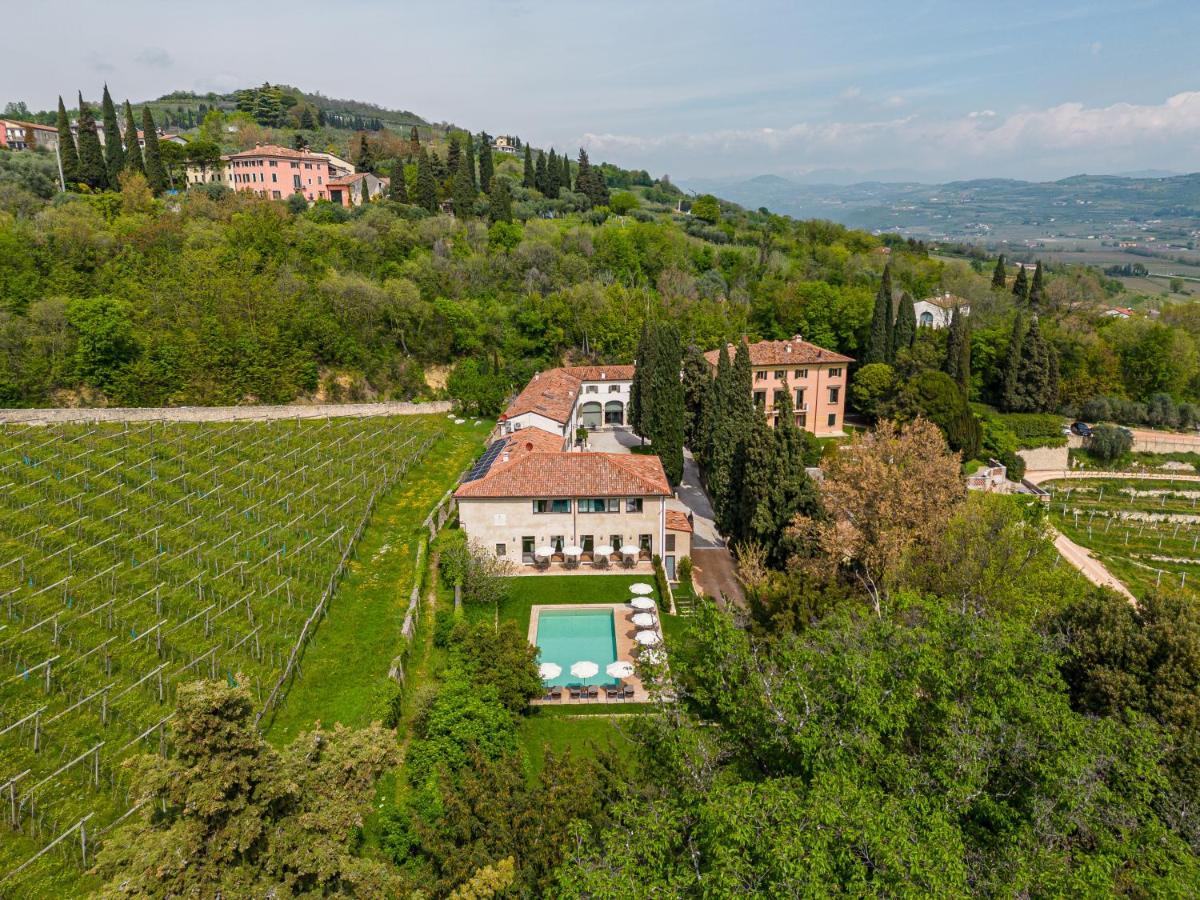 Отель Relais Le Coste Lavagno Экстерьер фото