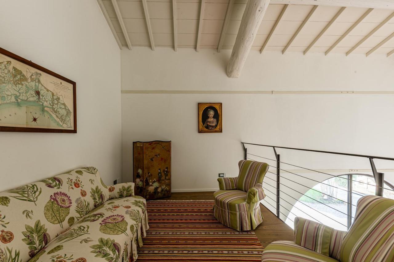 Отель Relais Le Coste Lavagno Экстерьер фото